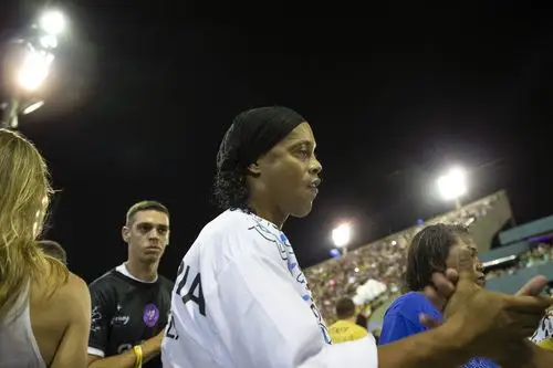 恒大足校为 恒大足校为