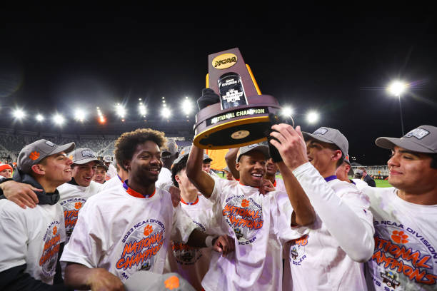 员留在阵中 员留在阵中